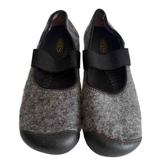 Keen Shoes - Keen Sienna Wool Mary Jane Gray Flats with Cushioned Sole and Slip-On Design